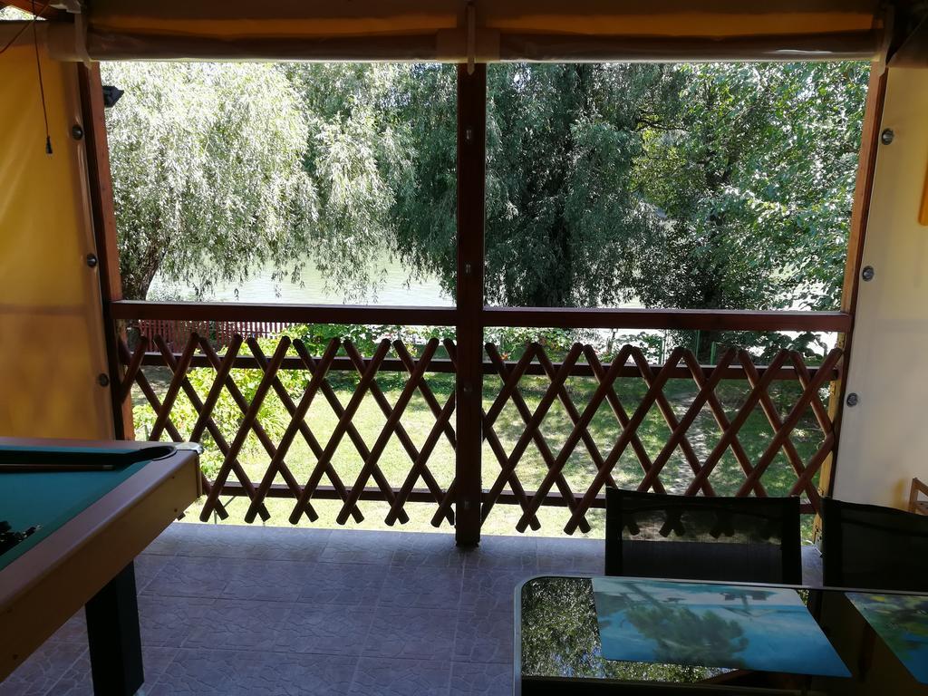 Tiszavirag Vendeghaz Villa Szeged Luaran gambar