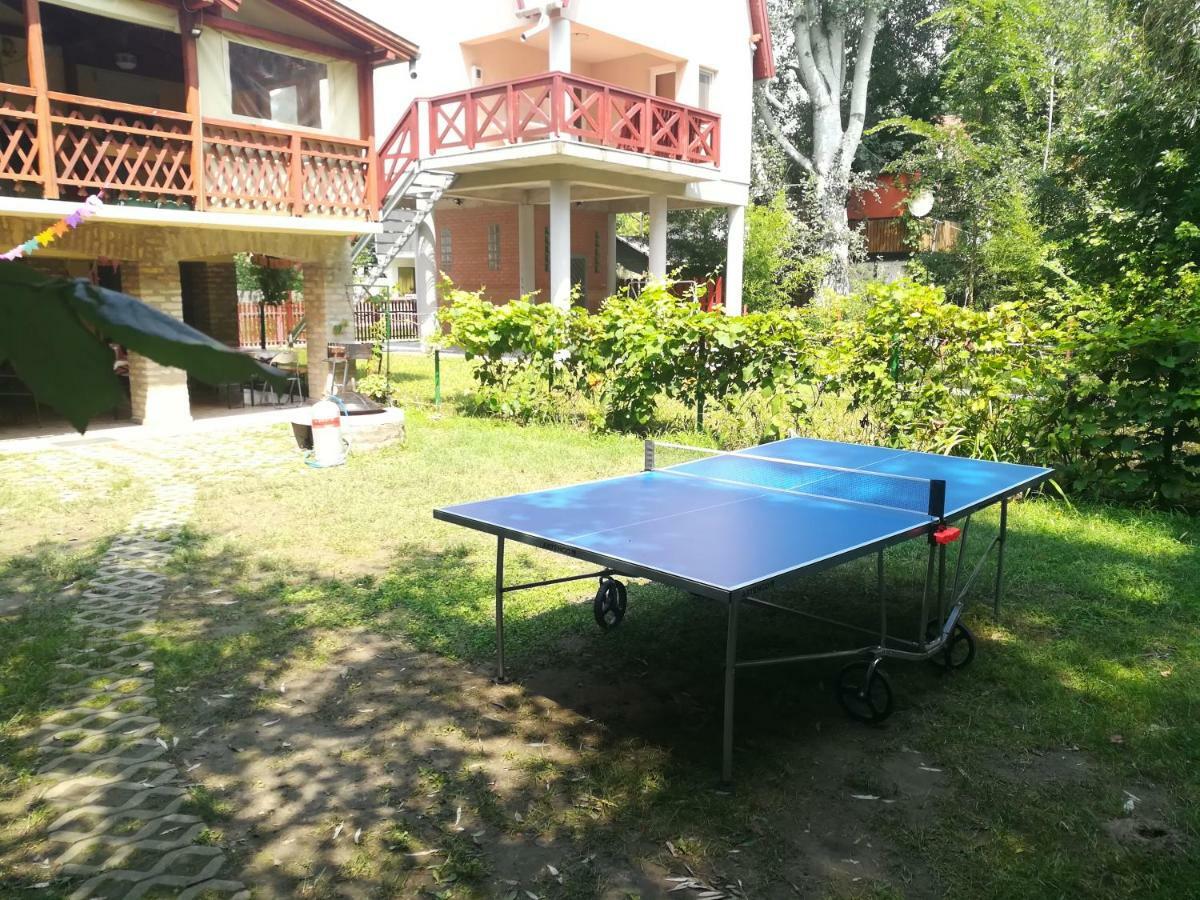 Tiszavirag Vendeghaz Villa Szeged Luaran gambar